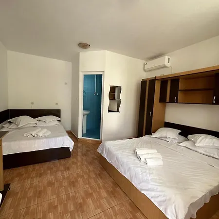 Casa Amalia Pensiune *